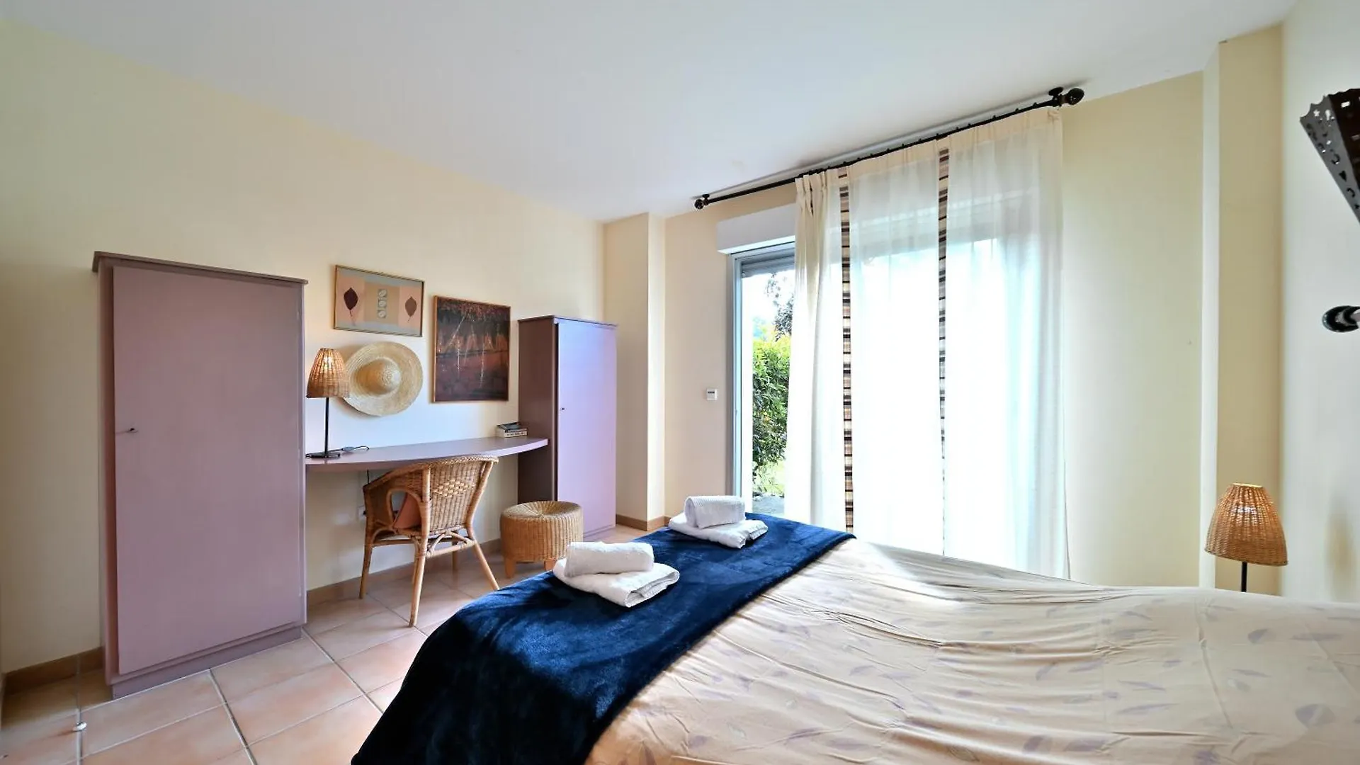 Le Clos Saint-Paul Nature - 8 Pers Estadens Holiday home